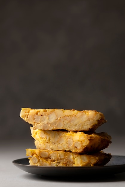 Free photo still life of spanish tortilla