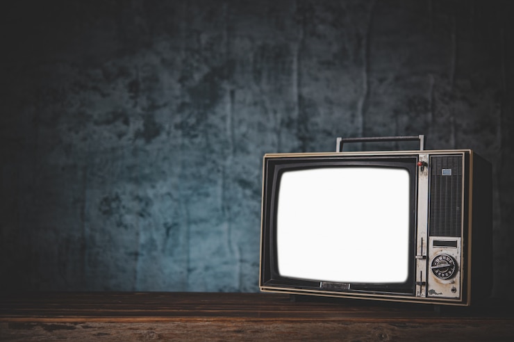Free Photo still life with retro old tv