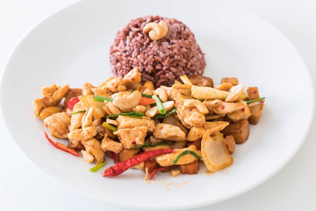 Stir Fried Chicken with Cashew Nuts