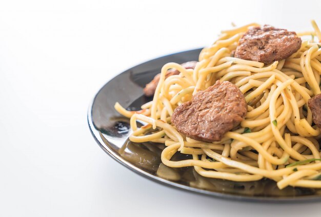 stir-fried noodle - vegan food