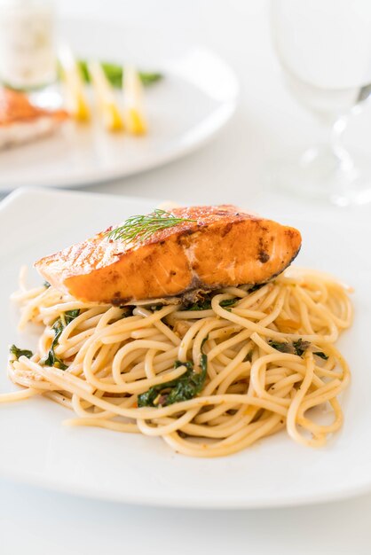 stir-fried spicy spaghetti with salmon