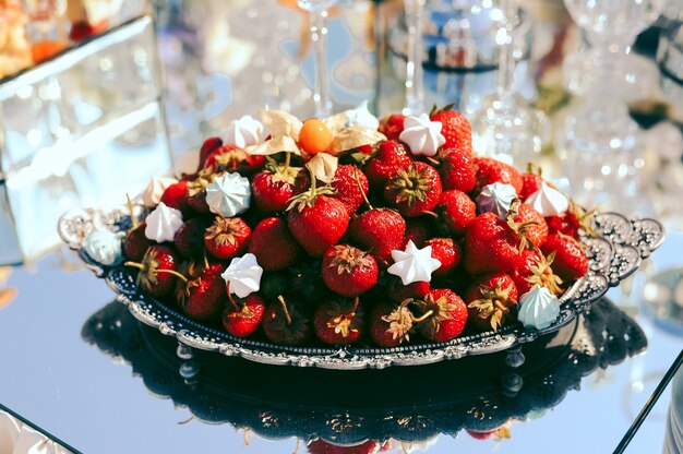 Strawberries on the exit wedding ceremony