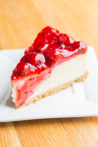 Free photo strawberry cheese cakes