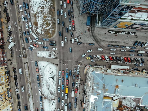 Улица большого города с высоты птичьего полета