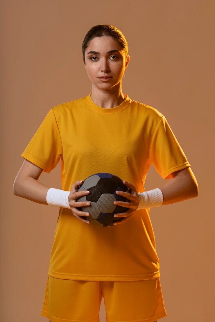 Free Photo studio portrait  of handball player