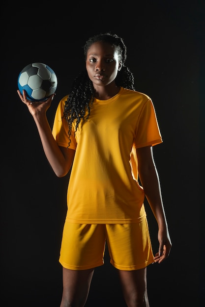 Free photo studio portrait  of handball player