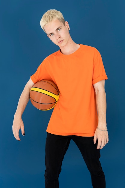 Free photo studio portrait of teenager