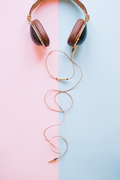 Free photo stylish headphones on light background