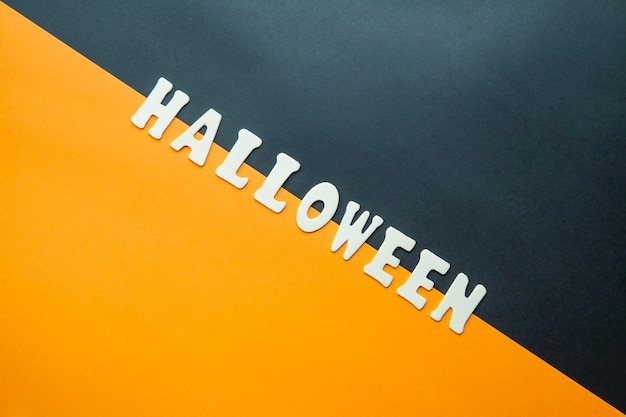 Foto gratuita stilizzata scrittura di halloween