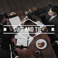 Foto gratuita tailleur suit and tie formalwear business