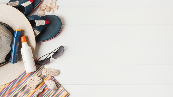Free Photo summer accessories on board