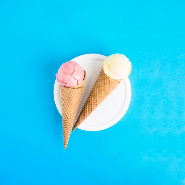 Free photo summer ice cream concept