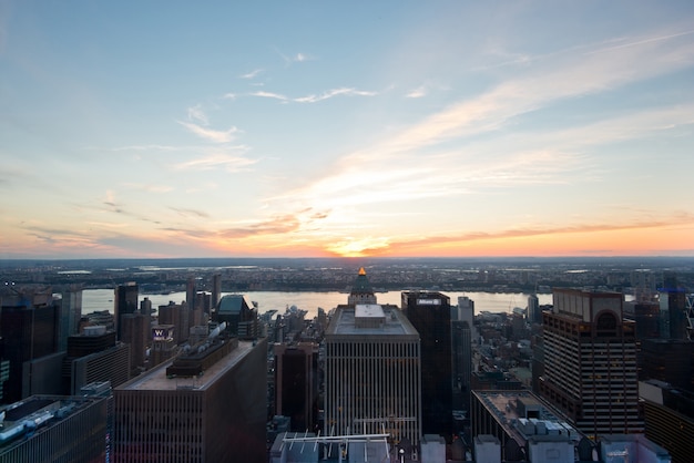 Foto gratuita tramonto a manhattan