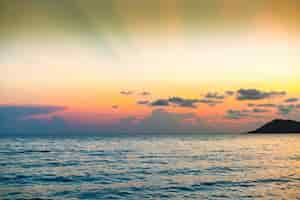 Free photo sunset over the sea