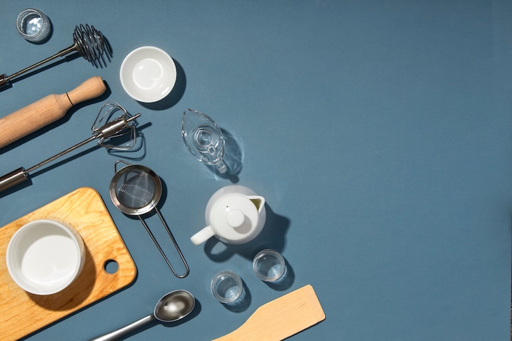 Free Photo supplies composition with blue background