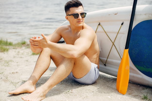 Free photo surfer on a summer beach