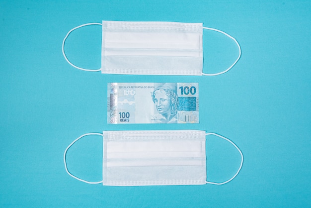 Surgical mask and brazilian real money, 