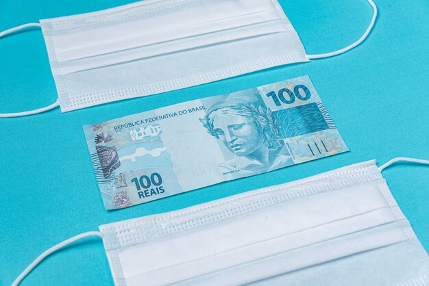 Surgical mask and brazilian real money, 