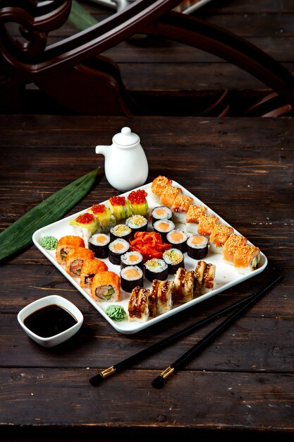 Sushi plate with various filling