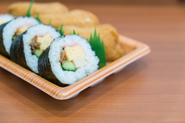 sushi roll with fried tofu
