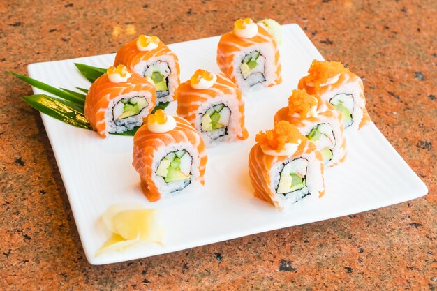 Sushi salmon roll