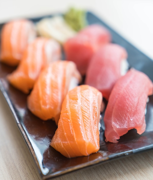 sushi salmon and tuna