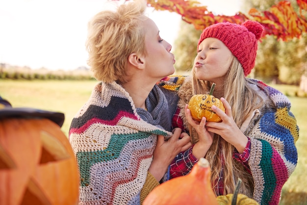 Sweet kisses with my mommy 
