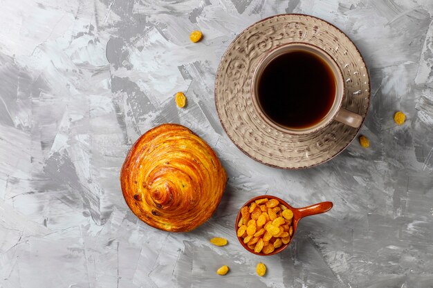 Free photo sweet round french buns with raisins.