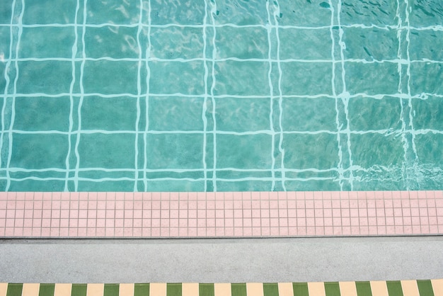 Foto gratuita piscina in estate
