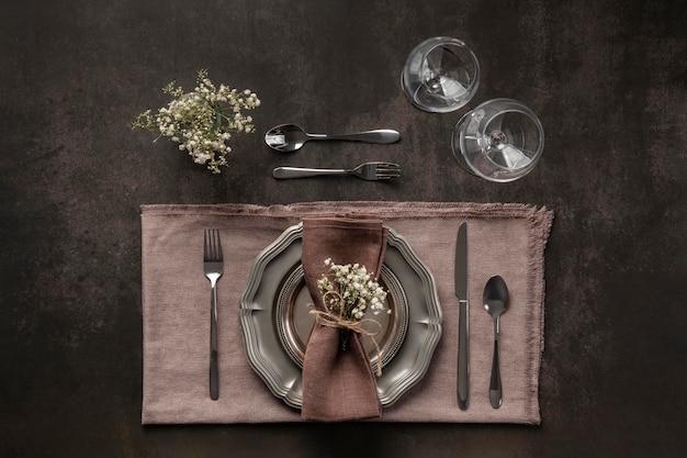 Table etiquette elements top view