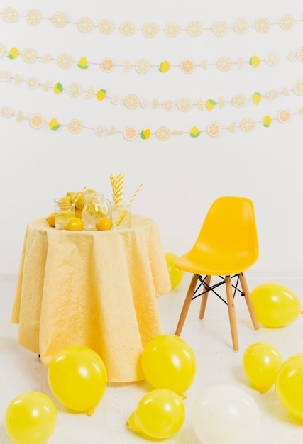 Free photo table with lemons and chair