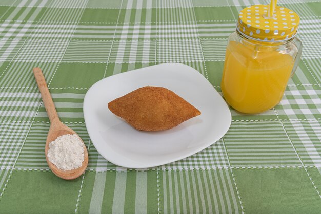 Free photo table with several brazilian snacks