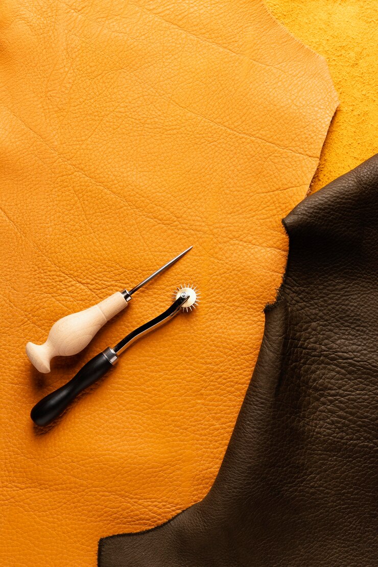मुफ़्त फोटो tailoring items arrangement flat lay