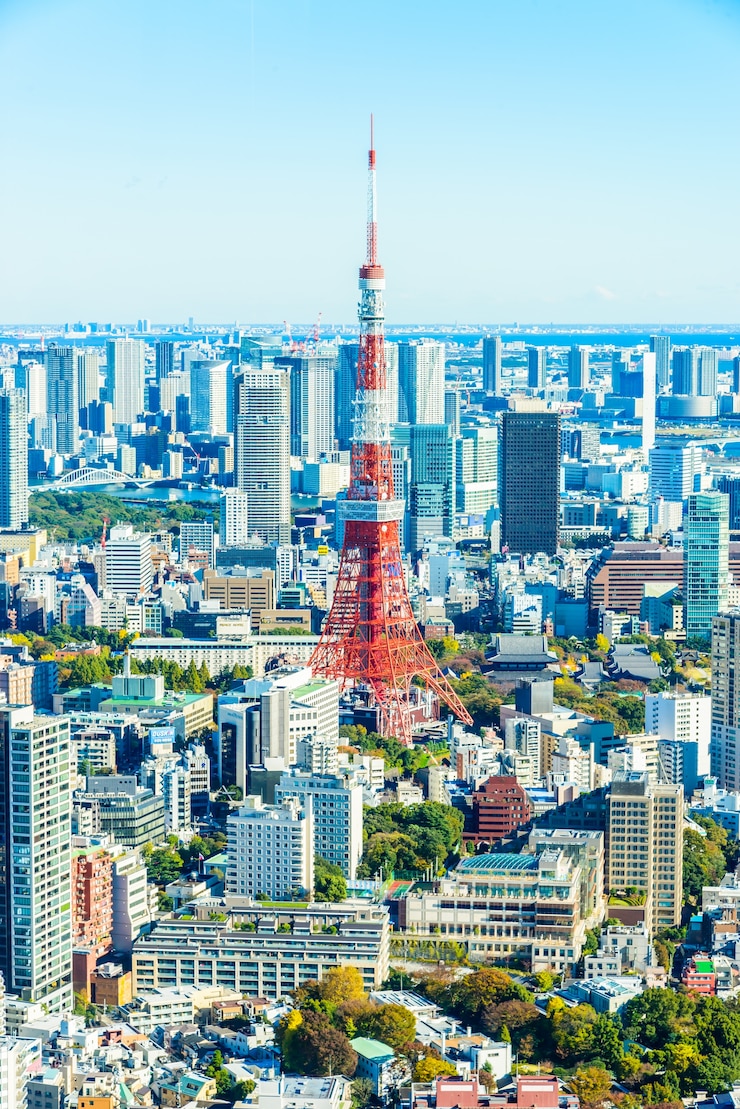 無料Photo 背の高い空地区東京光