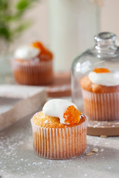 トッピングアレンジのおいしいカップケーキ