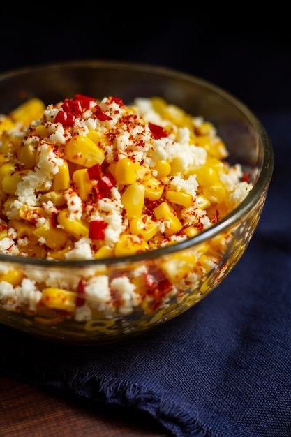 Free photo tasty esquites with spices in bowl