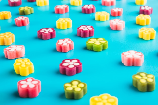 Вкусные цветочные конфеты