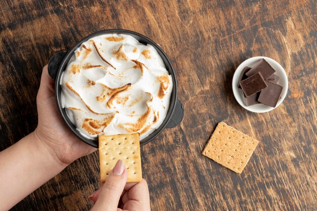 Tasty s'mores dessert composition