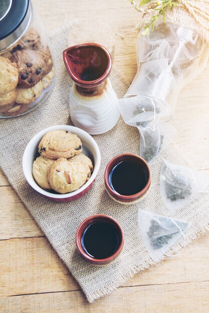 Tea and cookie