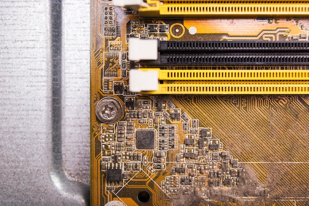 Inside The Machine Hardware Unraveled