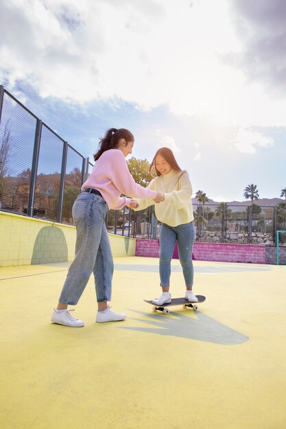 Free Photo teenagers friends having fun together