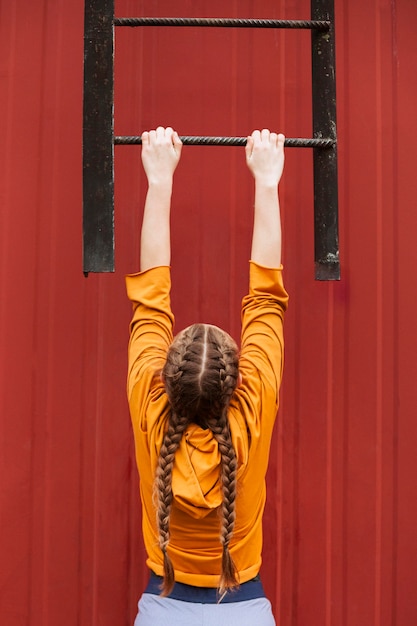 Free photo teenagers working out outdoors