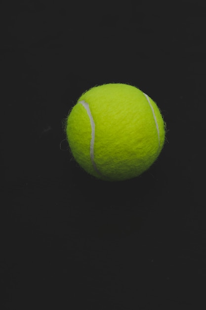 Бесплатное фото Теннисный мяч