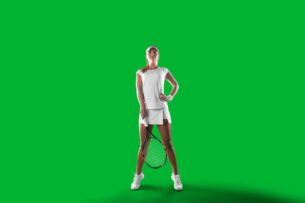 녹색 화면에 테니스 소녀