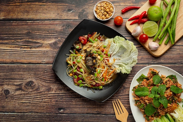 Free photo thai food;som tum or papaya salad