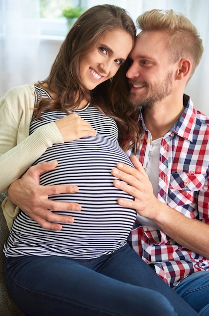 Free photo they are proud of being parents