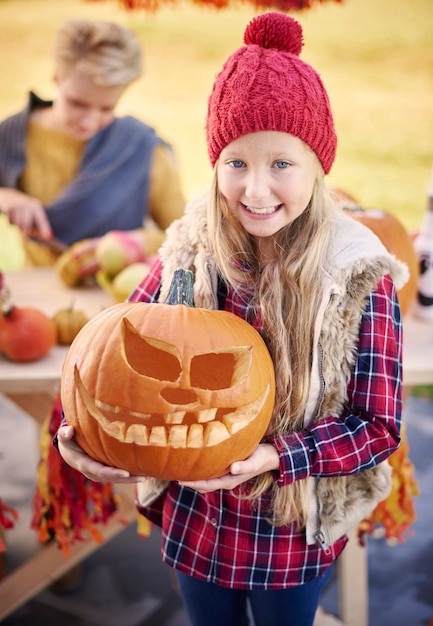 Free photo this pumpkin is the most scary if all