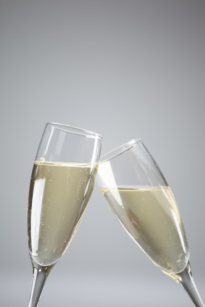 Free photo toasting champagne glasses