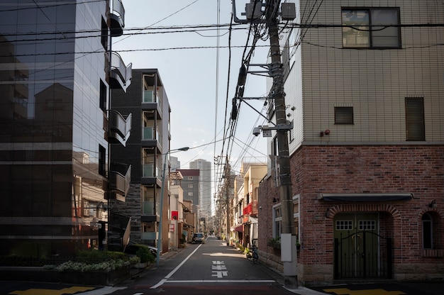 昼間の東京の街並み