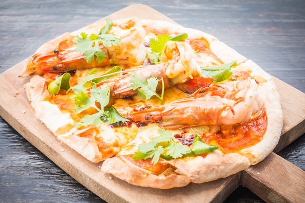 Tom yum Pizza